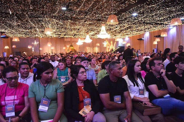 Público de duas mil pessoas no Fórum Habita Amapá 2026 em Macapá